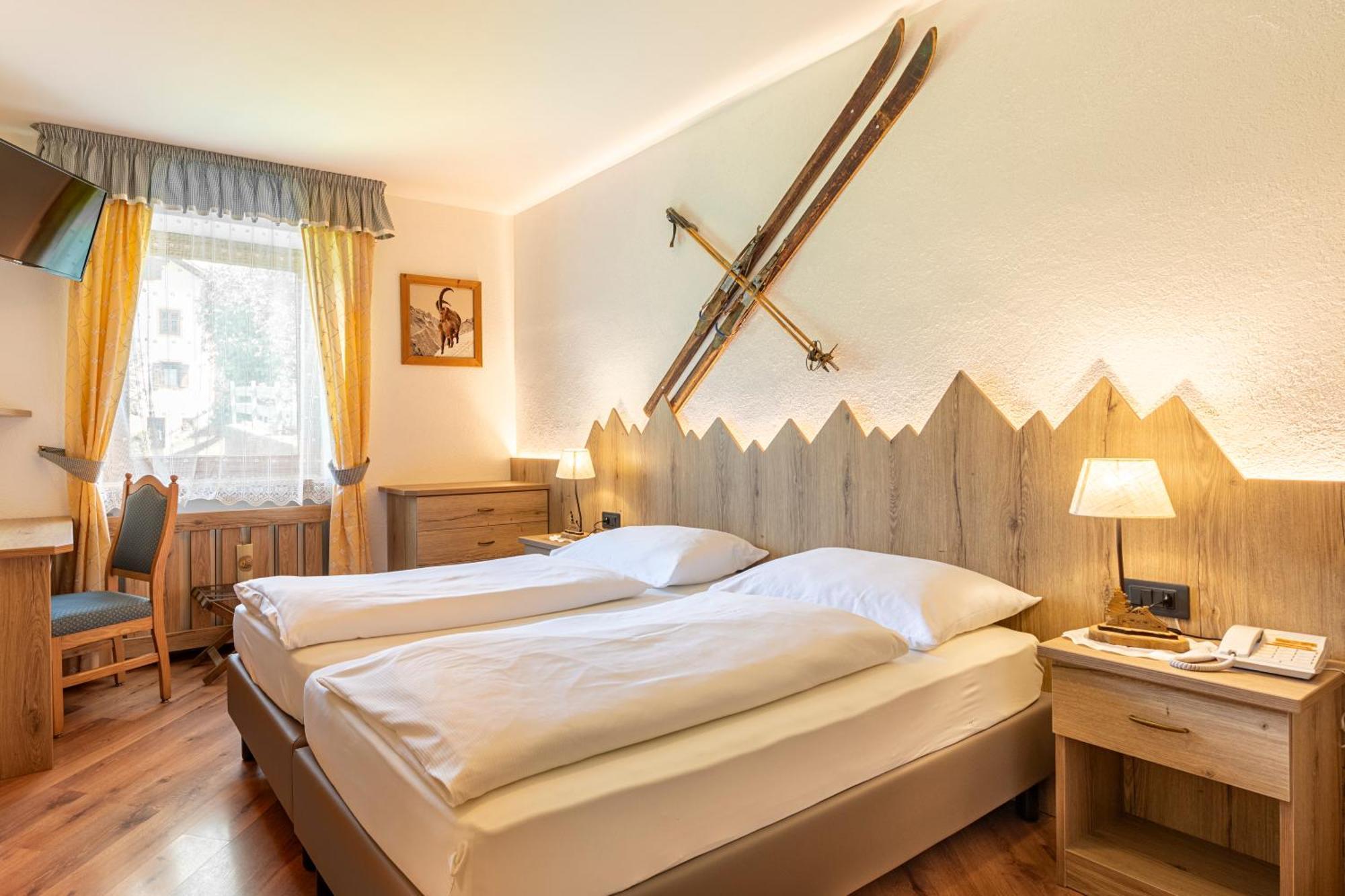 Hotel Kyrr Smart Mountain Retreat Moena