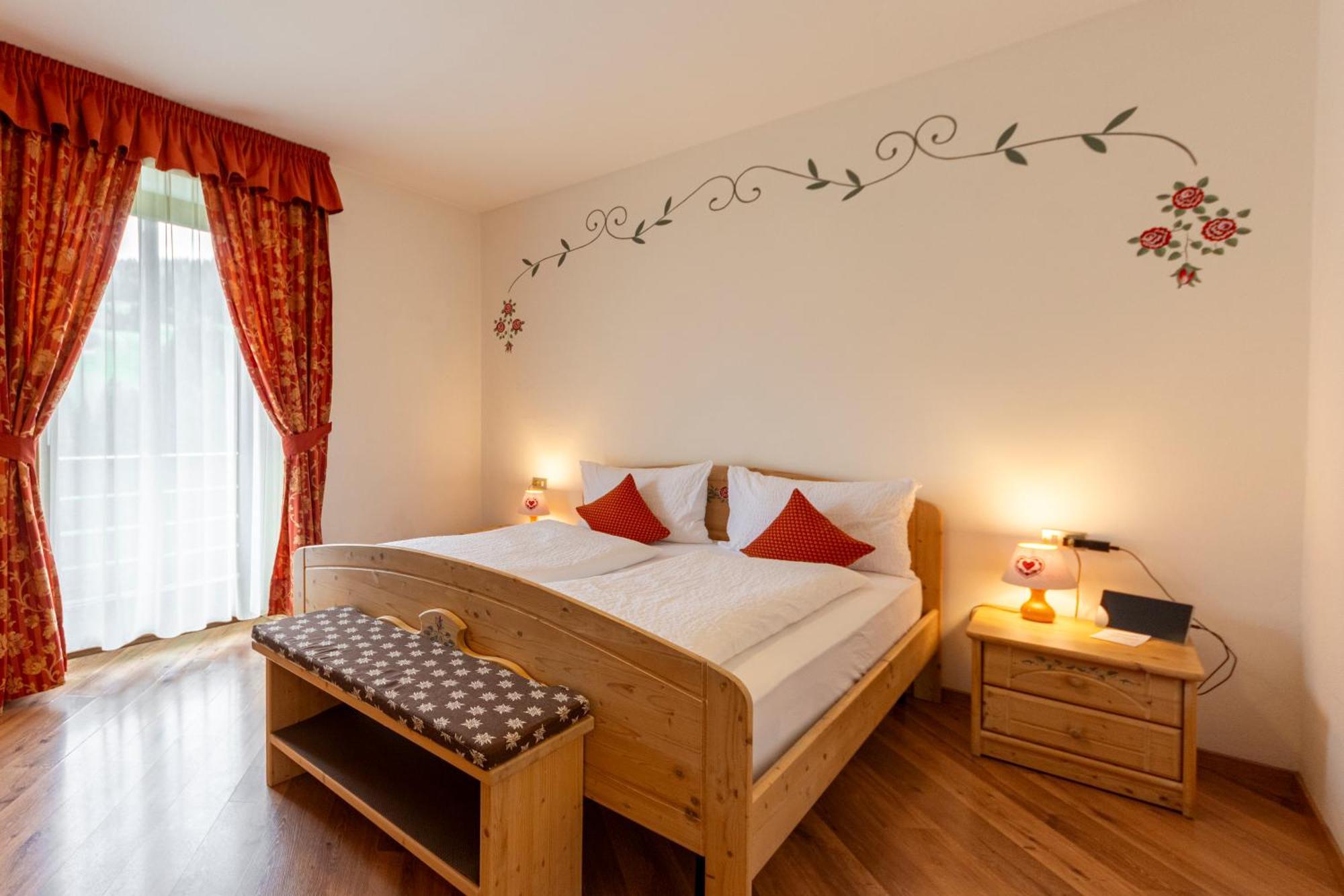 Kyrr Smart Mountain Retreat Hotel